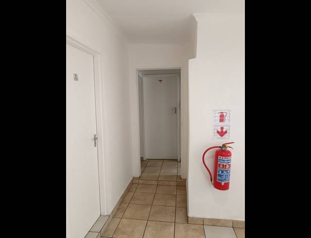 8 BEDROOM HOUSE FOR SALE IN BRANDWAG
